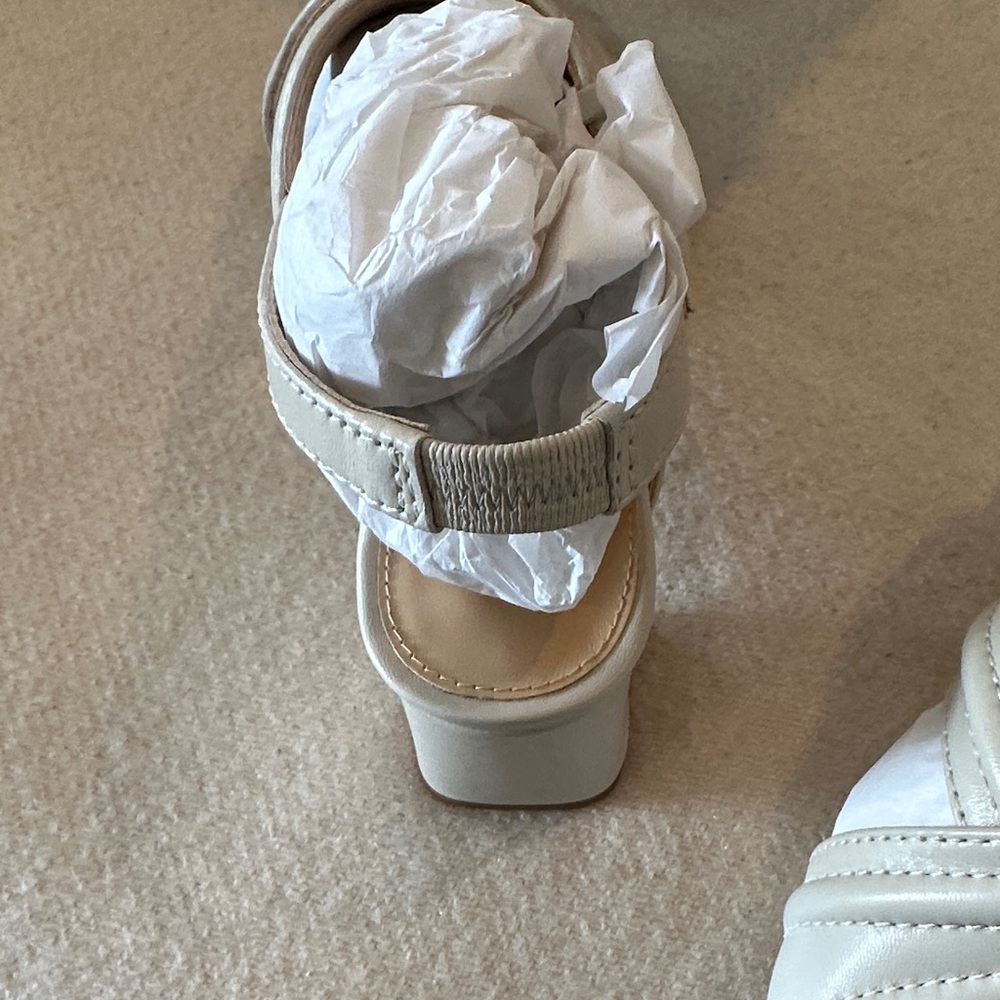 NIB Marion Parke Christina sandal in Bone SZ 36 - Picture 4 of 7